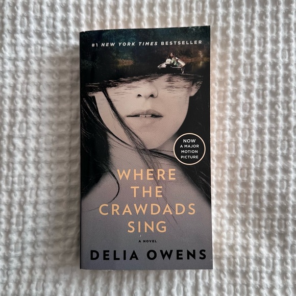 Other - Where The Crawdads Sing Book by Delia Owens